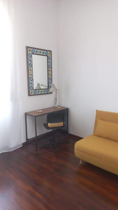 Apartamento Giulia Town House Tra Citta E Mare Salerno Exterior foto